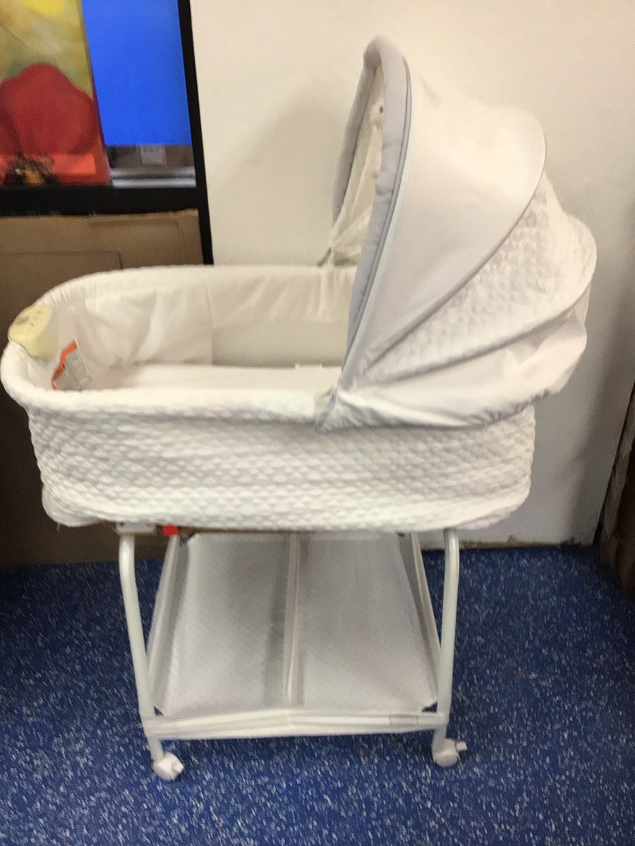 Simmons auto gliding elite bassinet online