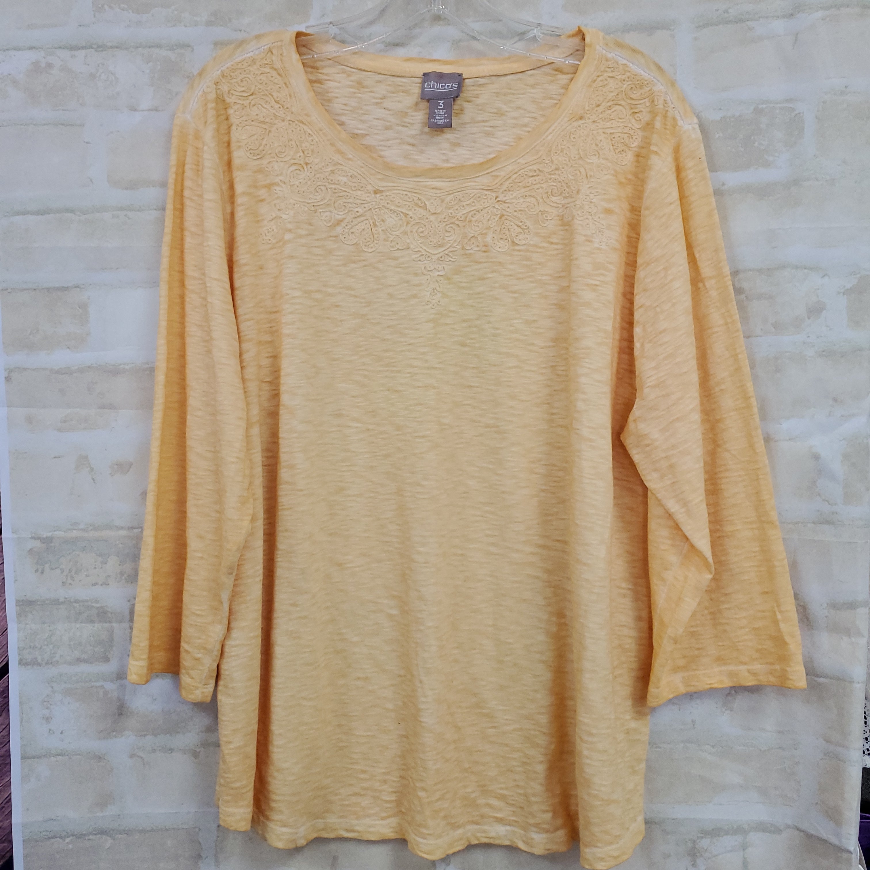 Chico womans yellow top 3/4 sleeve 16