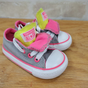 Converse girls tennis shoes gray/pink tie 4