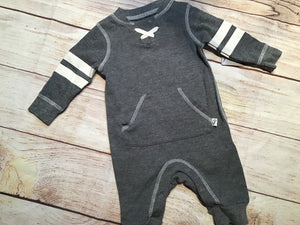 Mini Heroes Baby Boy 1pc Long Sleeve Gray Romper sz 3m
