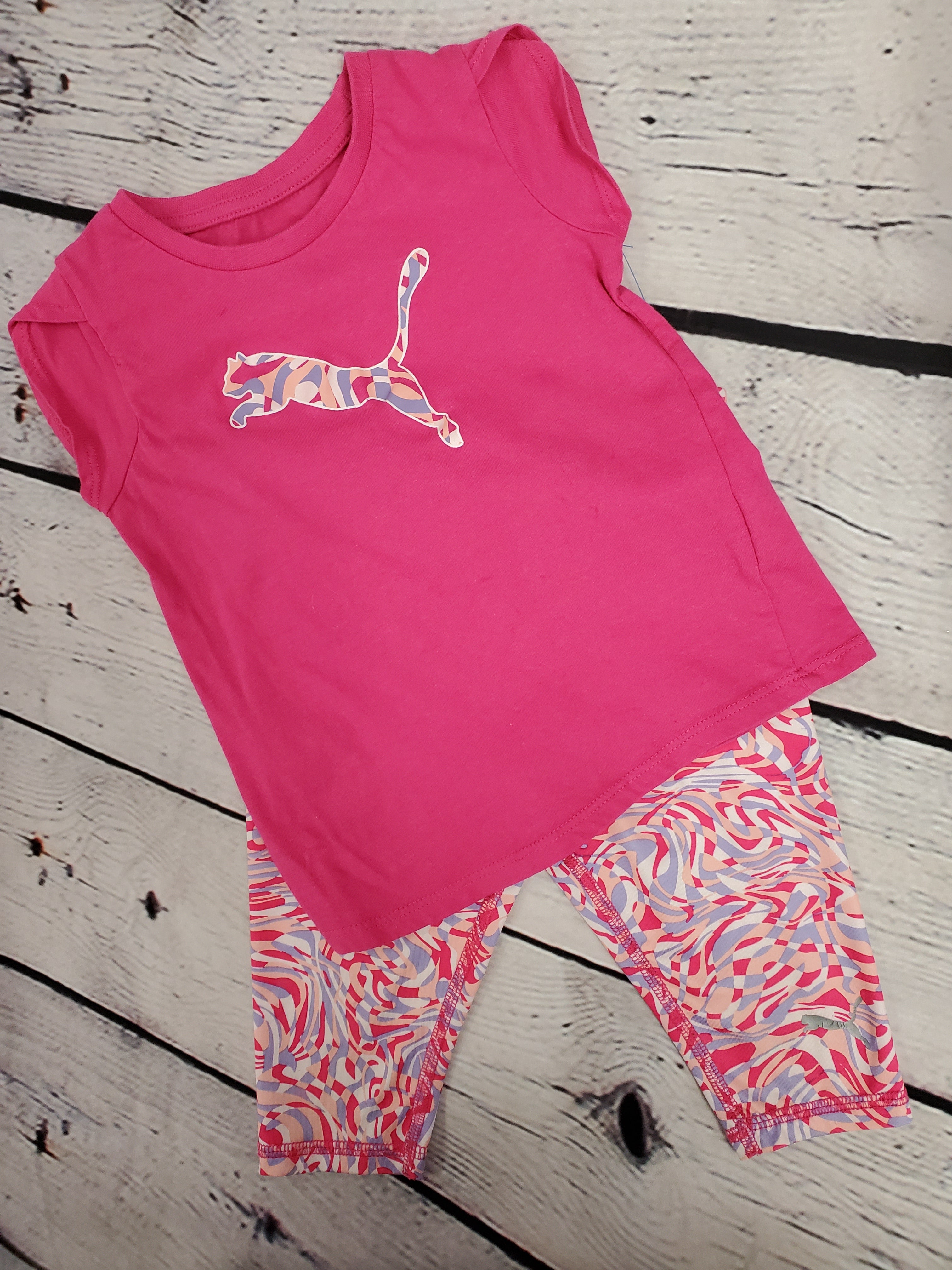 Puma girls 2pc set pink top with print Capris sz 24 months