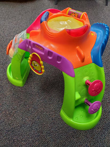 Fisher Price Musical activity table/balls