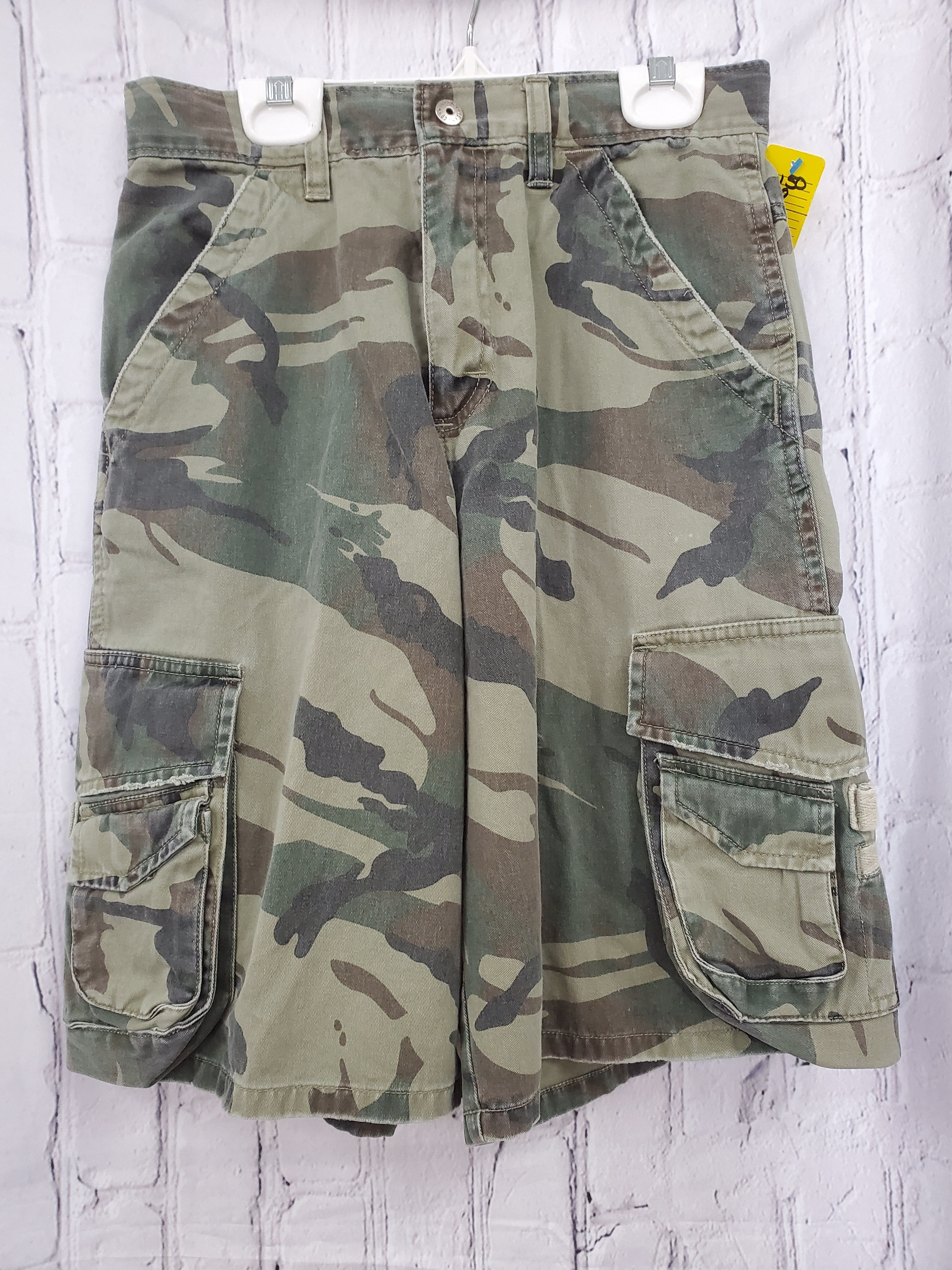 Camouflage boys shorts 14