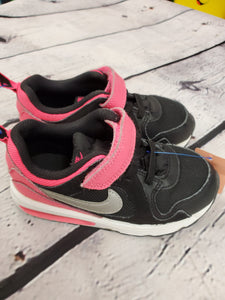 Nike girl tennis shoes velcro black 10